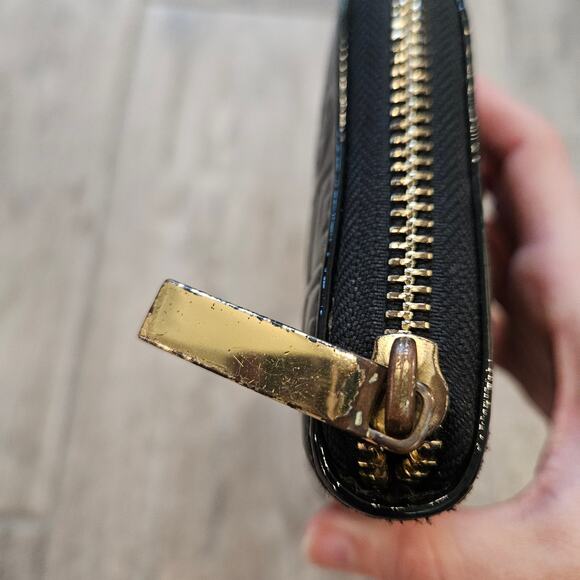 Tory Burch Patent Leather Emerson Logo Zip-Around Wallet Black Embossed Timeless - Picture 6 of 14